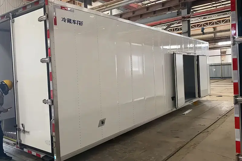 Kühlwagen-Aufbau